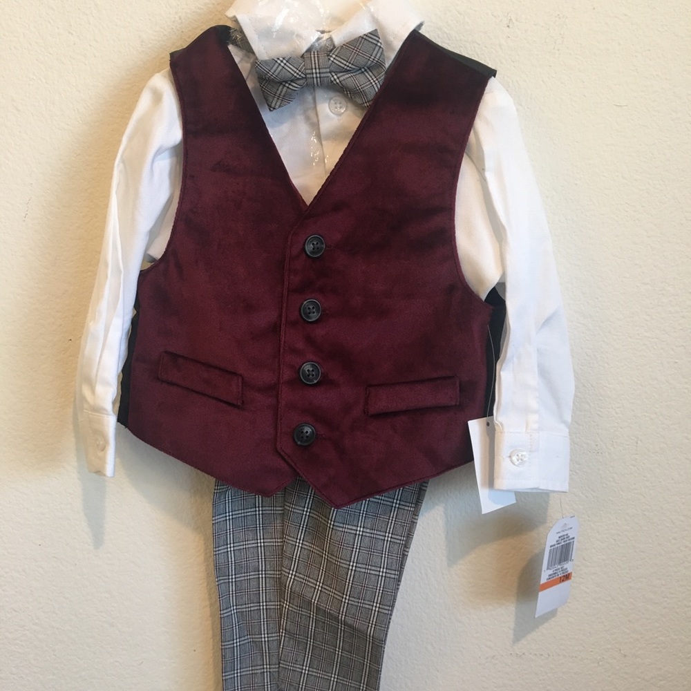 Nautica 4 piece Set